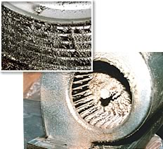 クリーニング前のエアコン